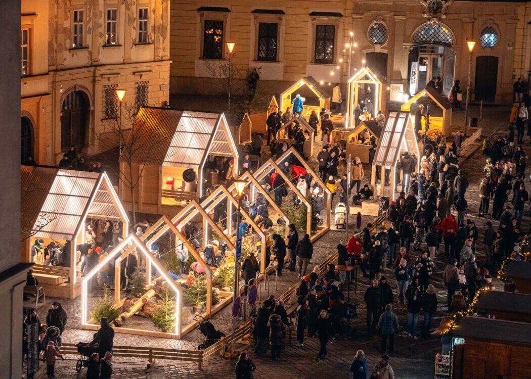 Nejlepší atrakce letošních Vánoc v Brně? Dětská vesnička a světelná stezka